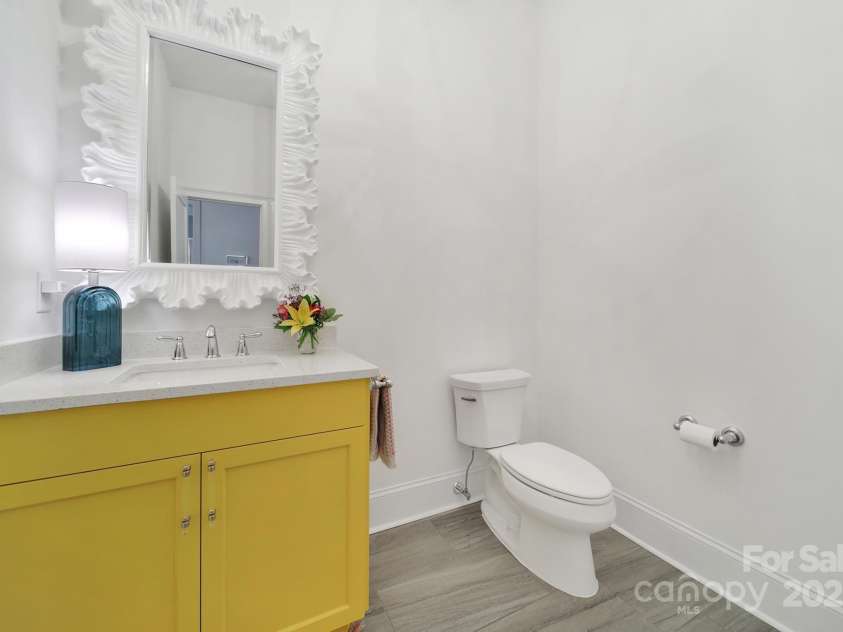 453 Rocking Chair Lane, Fort Mill, SC 29708.  MLS# CAR4288352, YatesRealty ID 31103. 