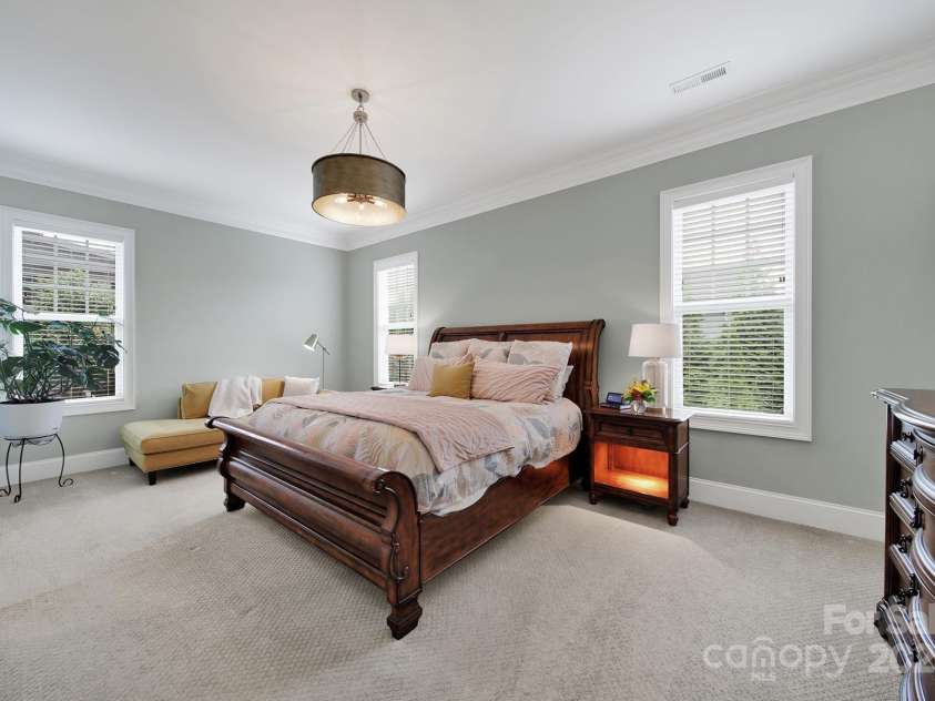 453 Rocking Chair Lane, Fort Mill, SC 29708.  MLS# CAR4288352, YatesRealty ID 31103. 