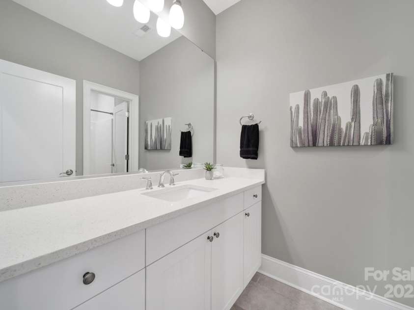 453 Rocking Chair Lane, Fort Mill, SC 29708.  MLS# CAR4288352, YatesRealty ID 31103. 