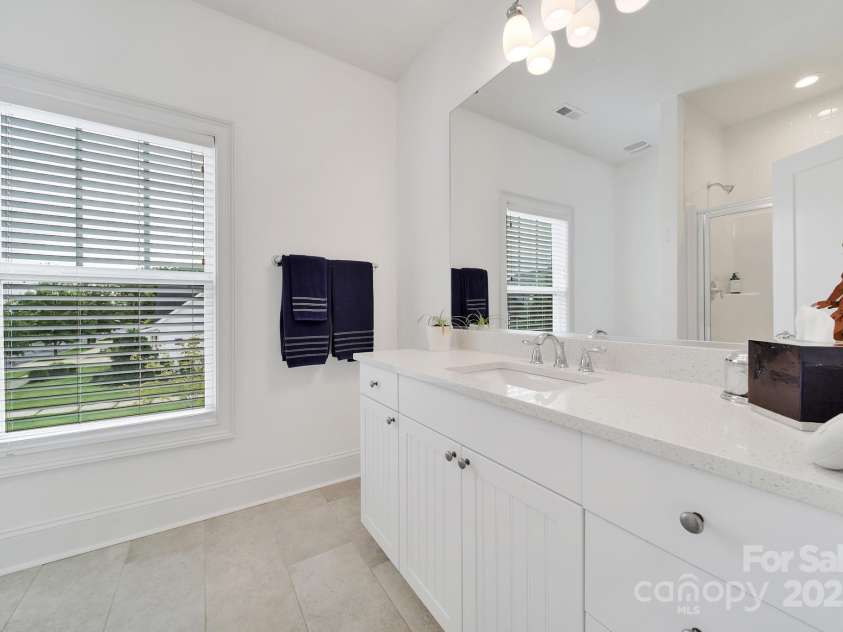 453 Rocking Chair Lane, Fort Mill, SC 29708.  MLS# CAR4288352, YatesRealty ID 31103. 