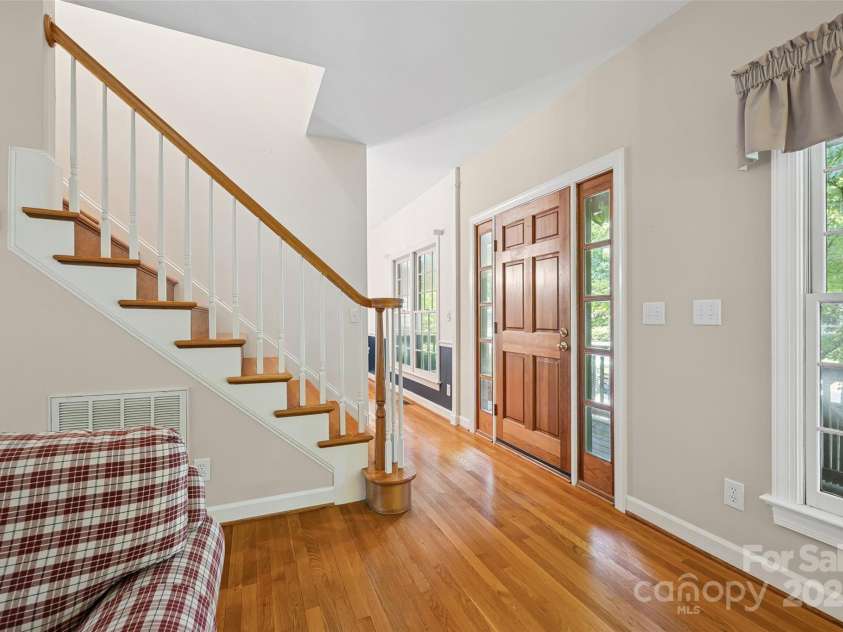 12 Woodvine Lane, Lake Wylie, SC 29710.  MLS# CAR4279096, YatesRealty ID 31104. 