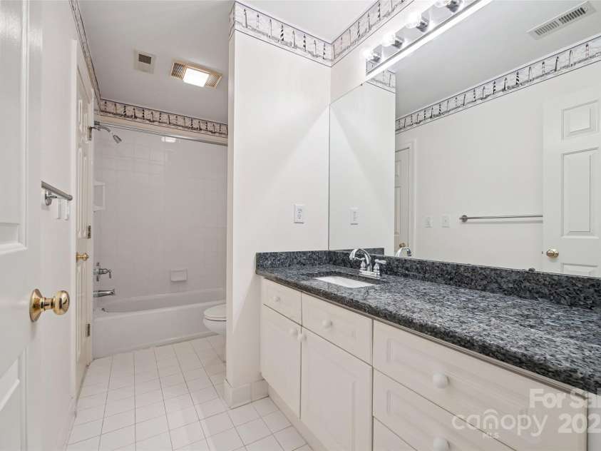 12 Woodvine Lane, Lake Wylie, SC 29710.  MLS# CAR4279096, YatesRealty ID 31104. 