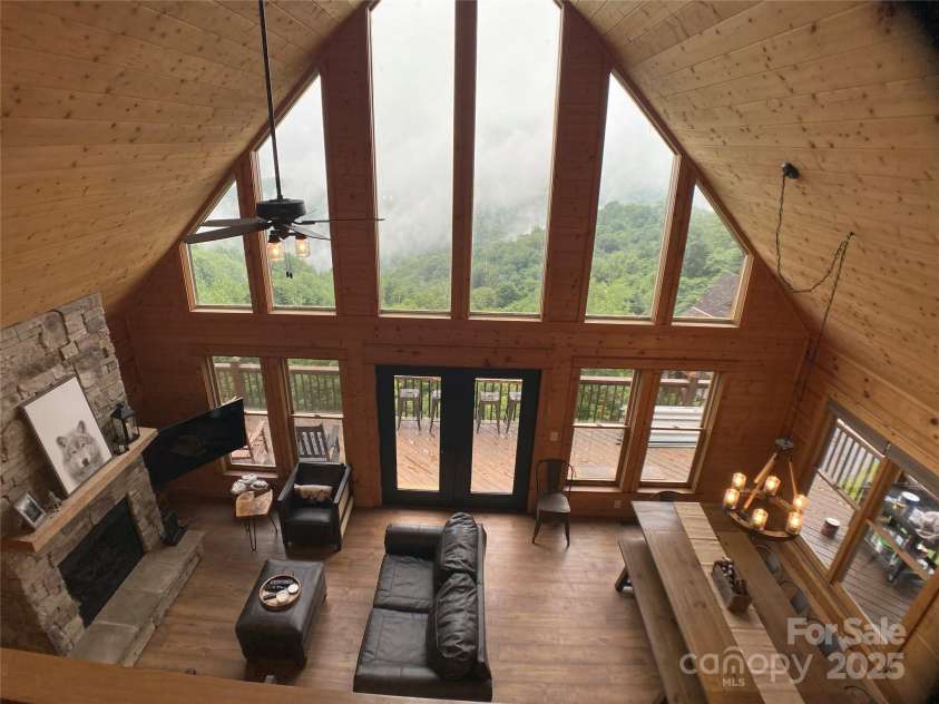 151 Scenic Wolf Drive, Mars Hill, NC 28754.  MLS# CAR4278406, YatesRealty ID 31105. 