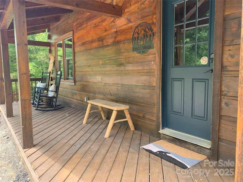 151 Scenic Wolf Drive, Mars Hill, NC 28754.  MLS# CAR4278406, YatesRealty ID 31105. 