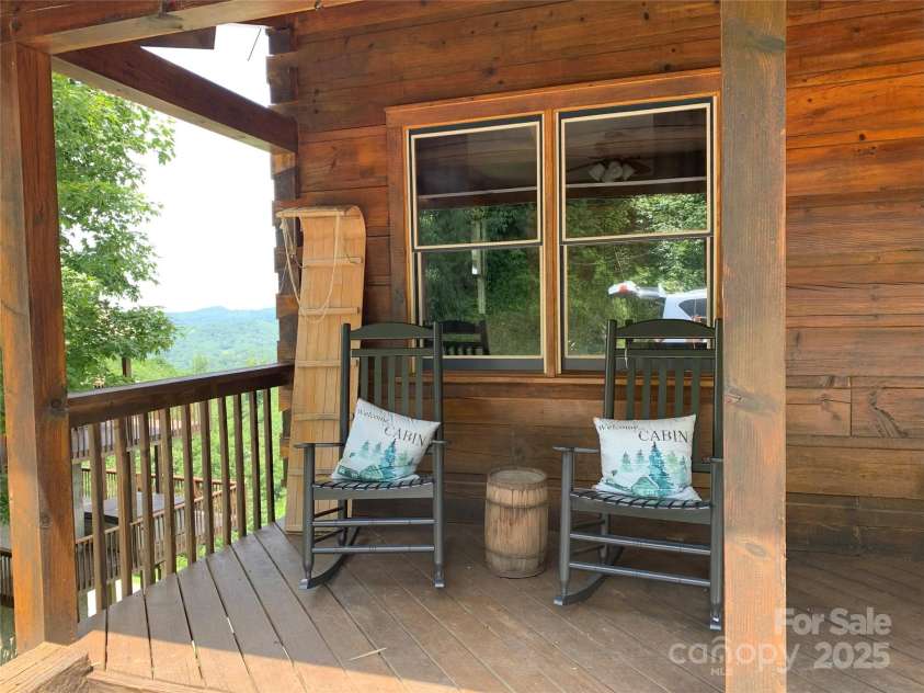 151 Scenic Wolf Drive, Mars Hill, NC 28754.  MLS# CAR4278406, YatesRealty ID 31105. 