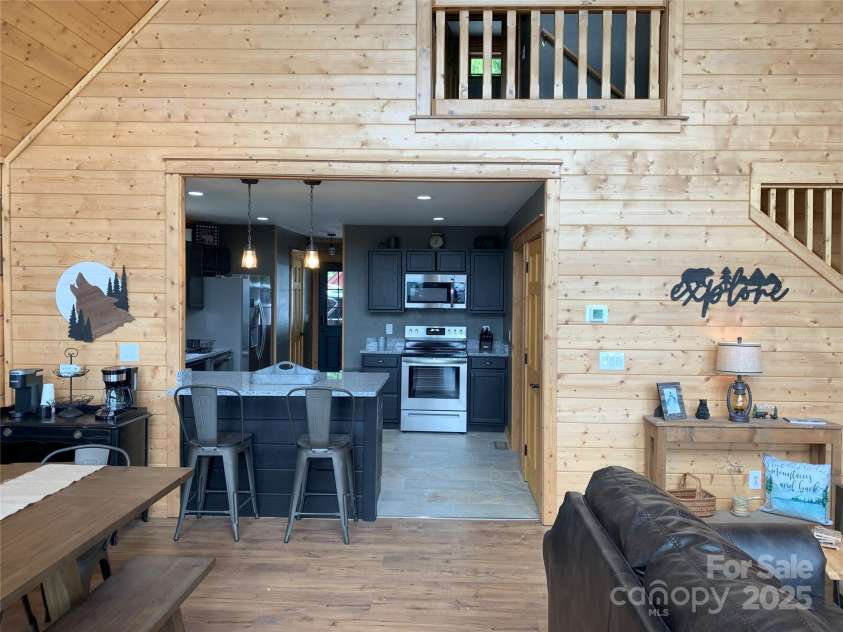 151 Scenic Wolf Drive, Mars Hill, NC 28754.  MLS# CAR4278406, YatesRealty ID 31105. 