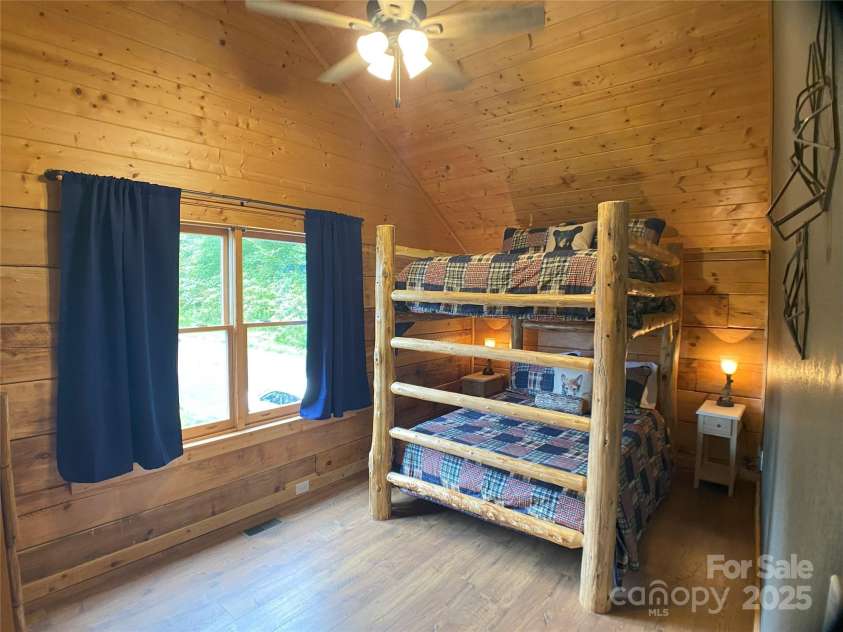 151 Scenic Wolf Drive, Mars Hill, NC 28754.  MLS# CAR4278406, YatesRealty ID 31105. 