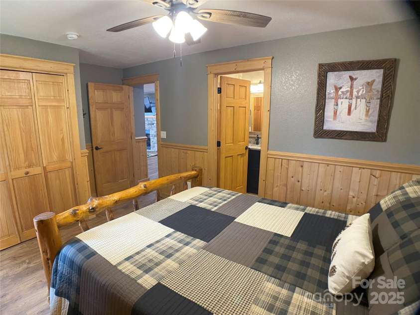 151 Scenic Wolf Drive, Mars Hill, NC 28754.  MLS# CAR4278406, YatesRealty ID 31105. 