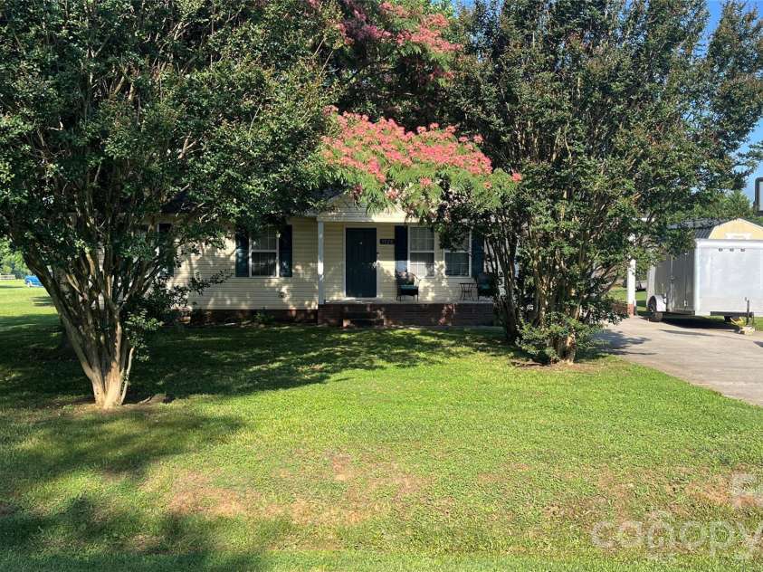 1920 Johnstown Road, Crouse, NC 28033.  MLS# CAR4390204, YatesRealty ID 31105. 1920 Johnstown Rd