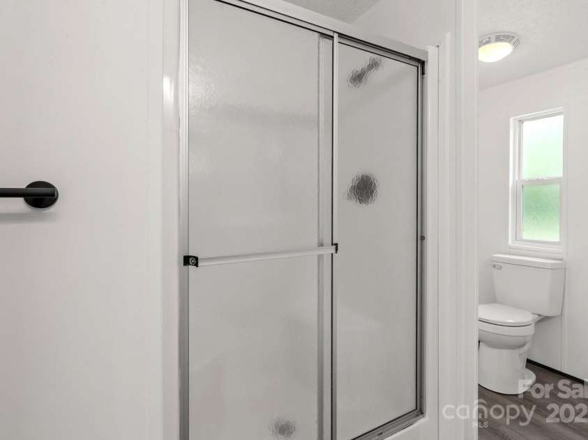 5810 NC Highway 66 Highway, King, NC 27021.  MLS# CAR4287311, YatesRealty ID 31106. 