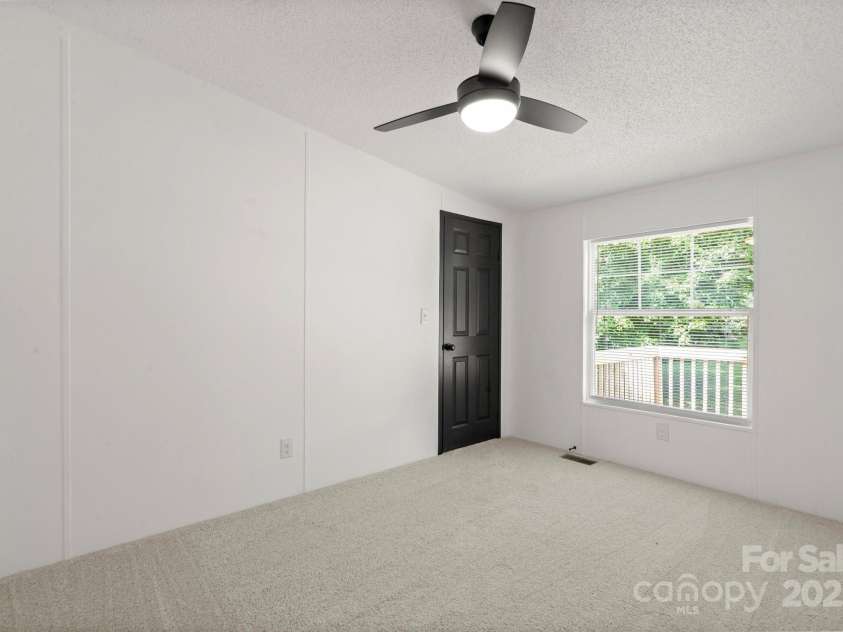 5810 NC Highway 66 Highway, King, NC 27021.  MLS# CAR4287311, YatesRealty ID 31106. 