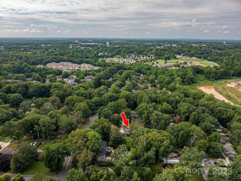 1185 18th Avenue, Hickory, NC 28601.  MLS# CAR4289134, YatesRealty ID 31107. Aerial View