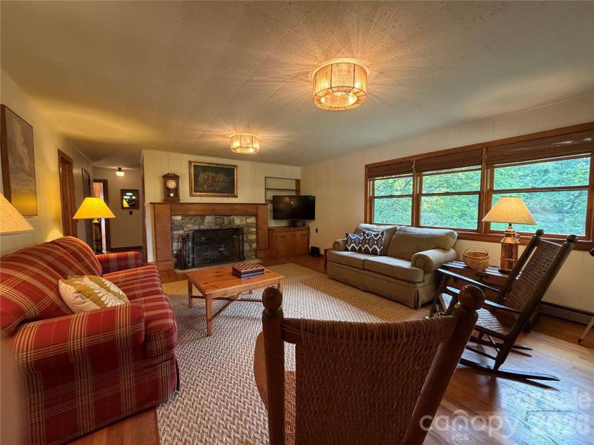 225 High Ridge Road, Little Switzerland, NC 28749.  MLS# CAR4392969, YatesRealty ID 31107. 