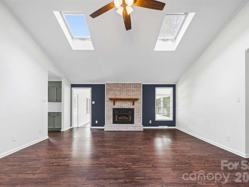 130 Briarwood Drive, Rock Hill, SC 29732.  MLS# CAR4392374, YatesRealty ID 31108. 