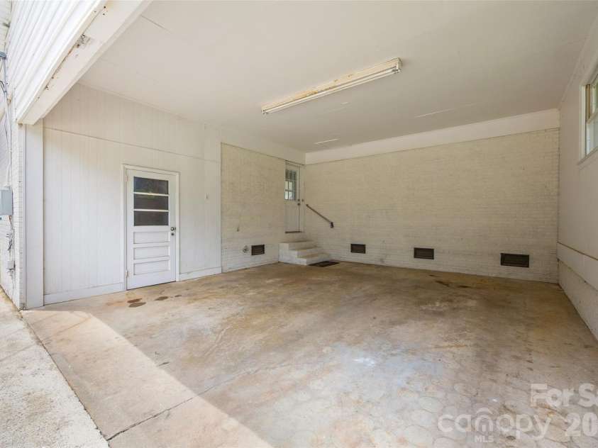 130 Briarwood Drive, Rock Hill, SC 29732.  MLS# CAR4392374, YatesRealty ID 31108. 