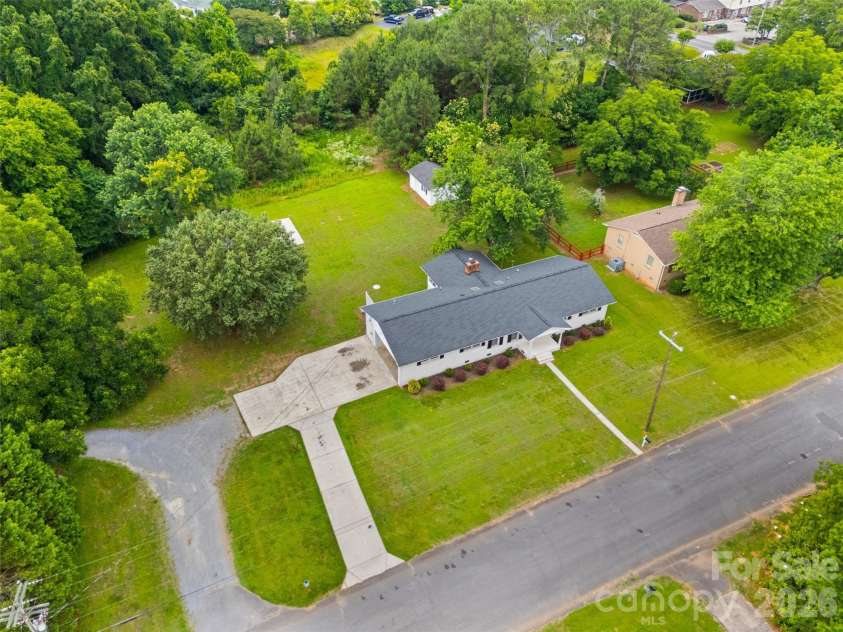 130 Briarwood Drive, Rock Hill, SC 29732.  MLS# CAR4392374, YatesRealty ID 31108. 