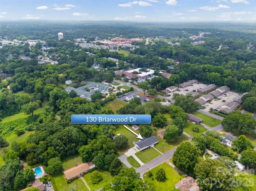 130 Briarwood Drive, Rock Hill, SC 29732.  MLS# CAR4392374, YatesRealty ID 31108. 