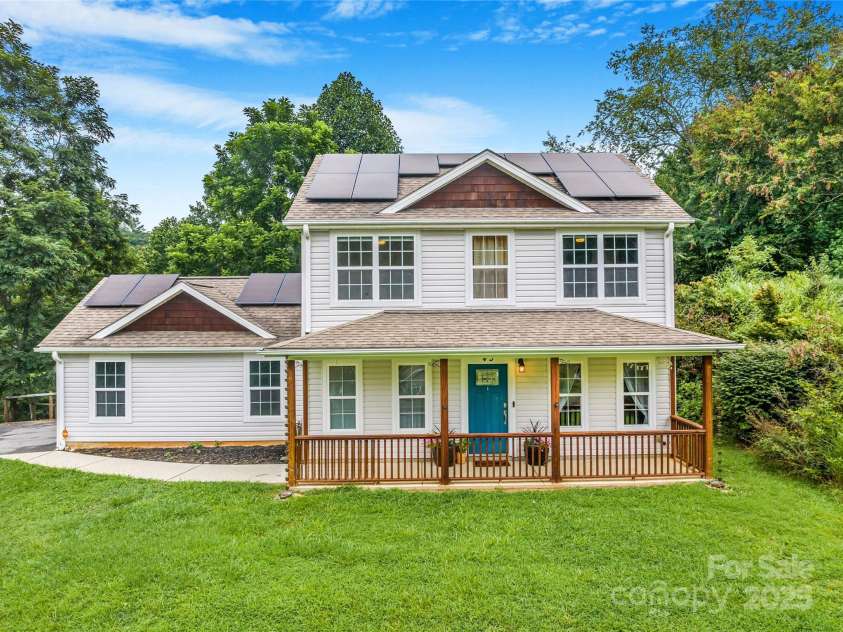 45 Heather Mist Drive, Weaverville, NC 28787.  MLS# CAR4282171, YatesRealty ID 31108. Welcome HOME!