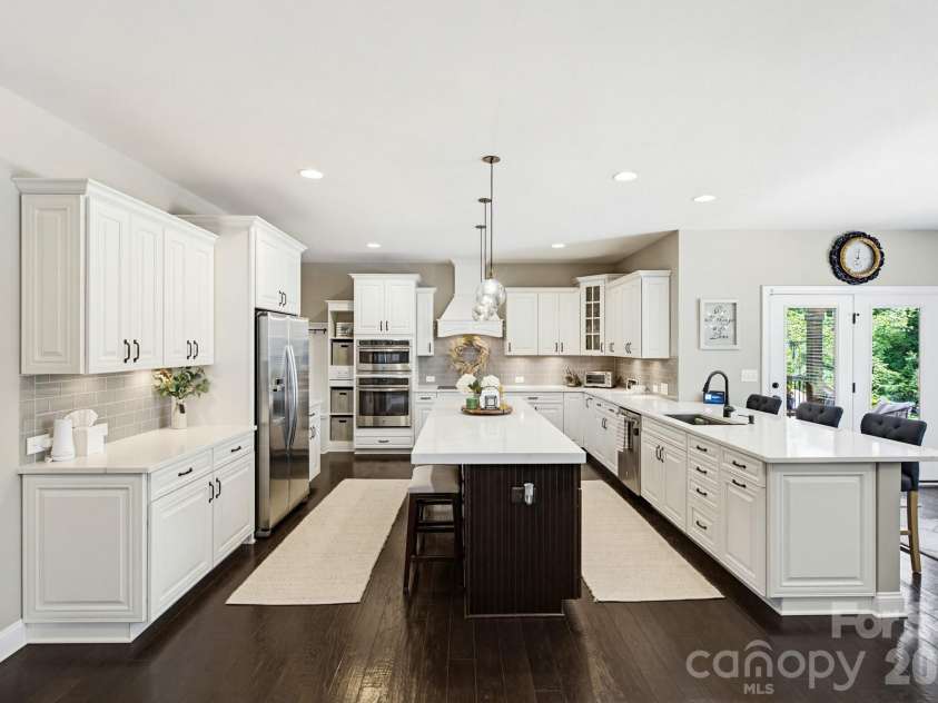 3083 Twin Lakes Drive, Weddington, NC 28104.  MLS# CAR4385989, YatesRealty ID 31109. 