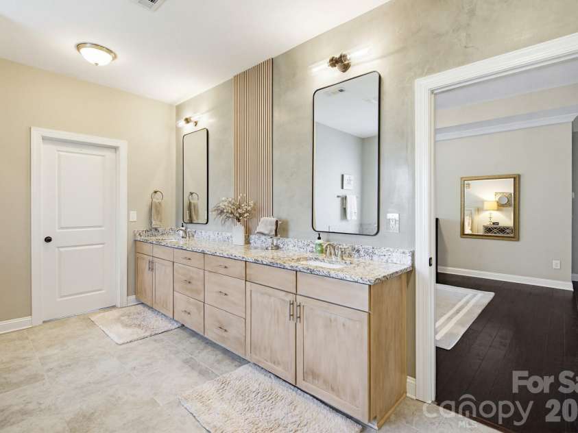 3083 Twin Lakes Drive, Weddington, NC 28104.  MLS# CAR4385989, YatesRealty ID 31109. 