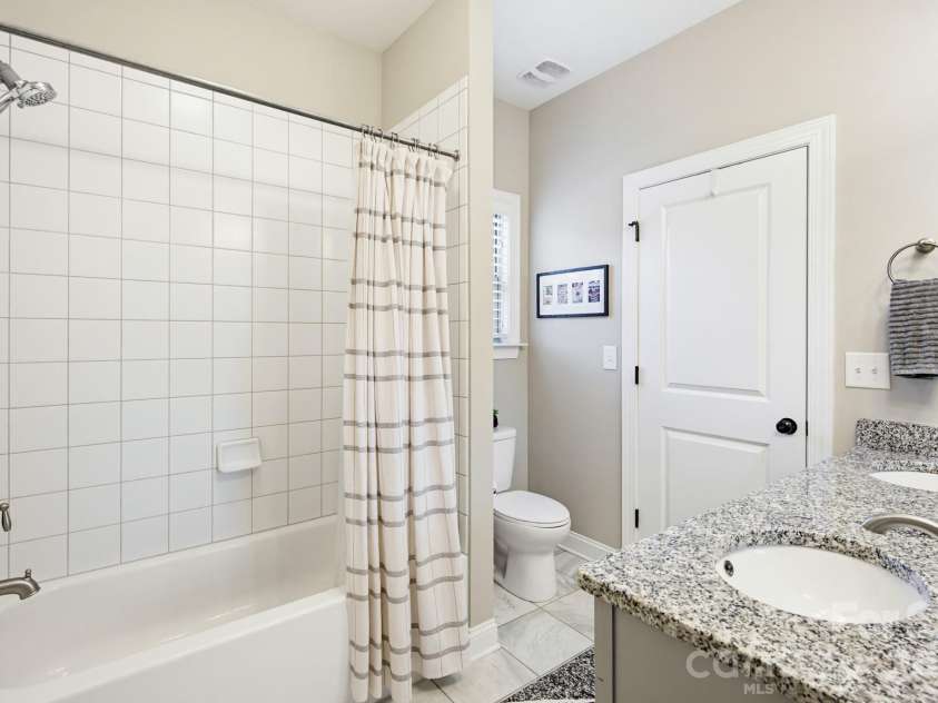 3083 Twin Lakes Drive, Weddington, NC 28104.  MLS# CAR4385989, YatesRealty ID 31109. 