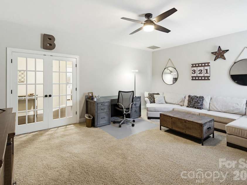 3083 Twin Lakes Drive, Weddington, NC 28104.  MLS# CAR4385989, YatesRealty ID 31109. 