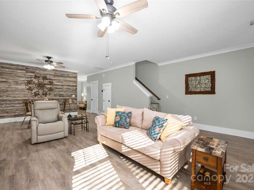 108 Par Place, Mooresville, NC 28115.  MLS# CAR4324535, YatesRealty ID 3111. 