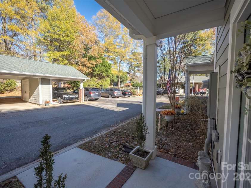 108 Par Place, Mooresville, NC 28115.  MLS# CAR4324535, YatesRealty ID 3111. 