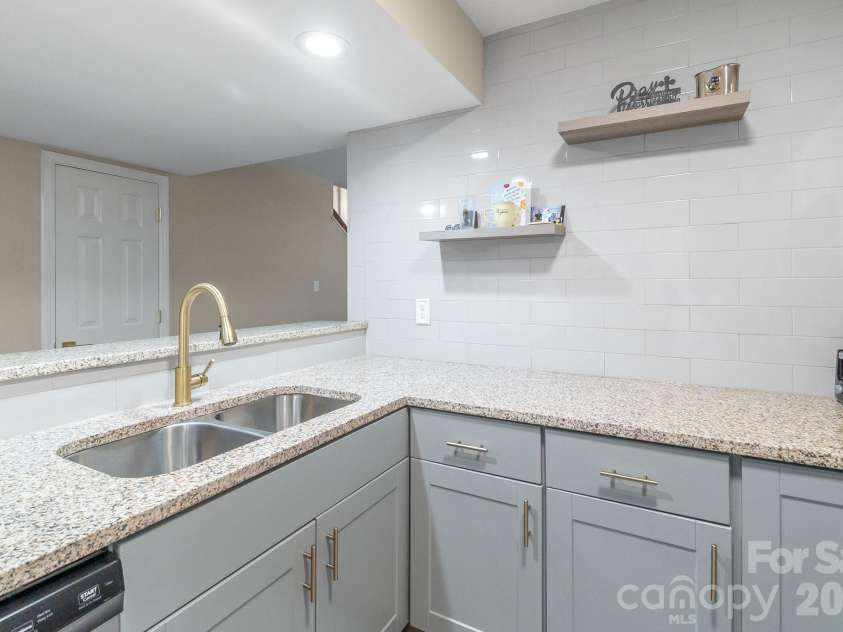 2350 Brookview Court, Rock Hill, SC 29732.  MLS# CAR4354717, YatesRealty ID 3111. 