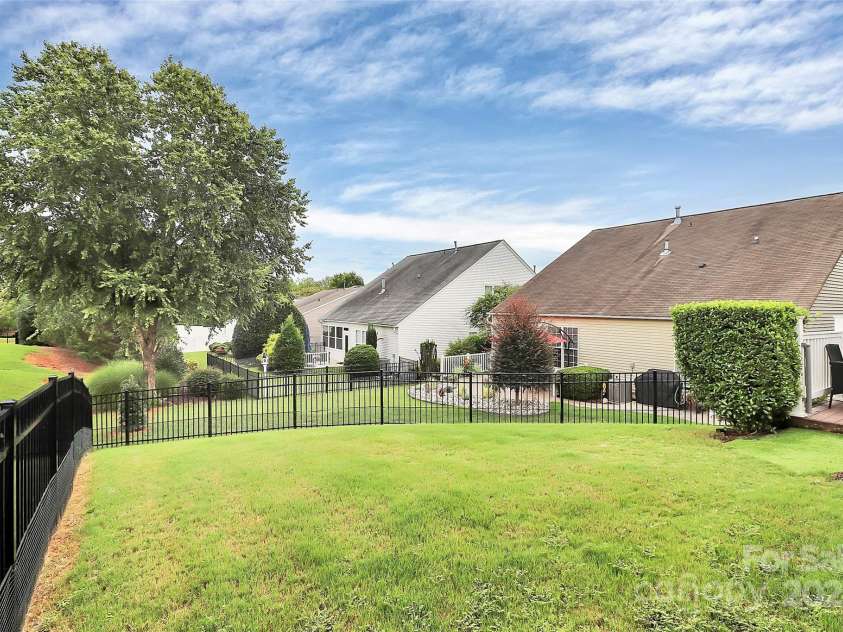 9015 Elrose Place, Charlotte, NC 28277.  MLS# CAR4287629, YatesRealty ID 31110. Fenced Rear Yard