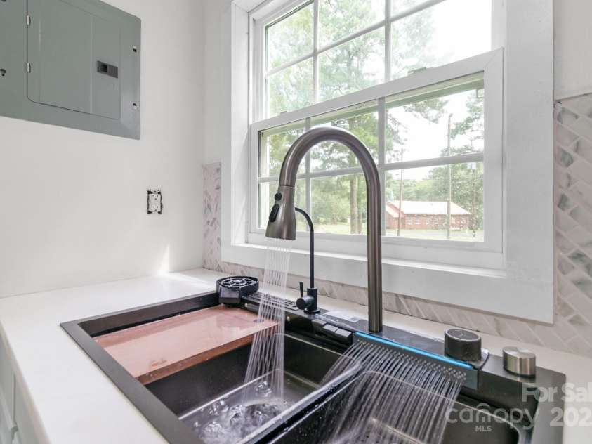 1171 Salisbury Street, Wadesboro, NC 28170.  MLS# CAR4276531, YatesRealty ID 31111. 