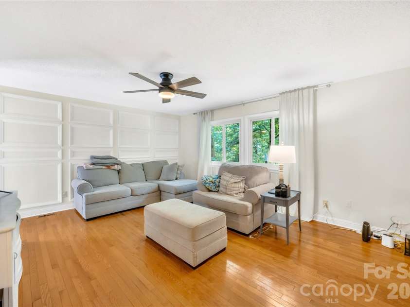 5917 Davis Road, Waxhaw, NC 28173.  MLS# CAR4390718, YatesRealty ID 31111. 