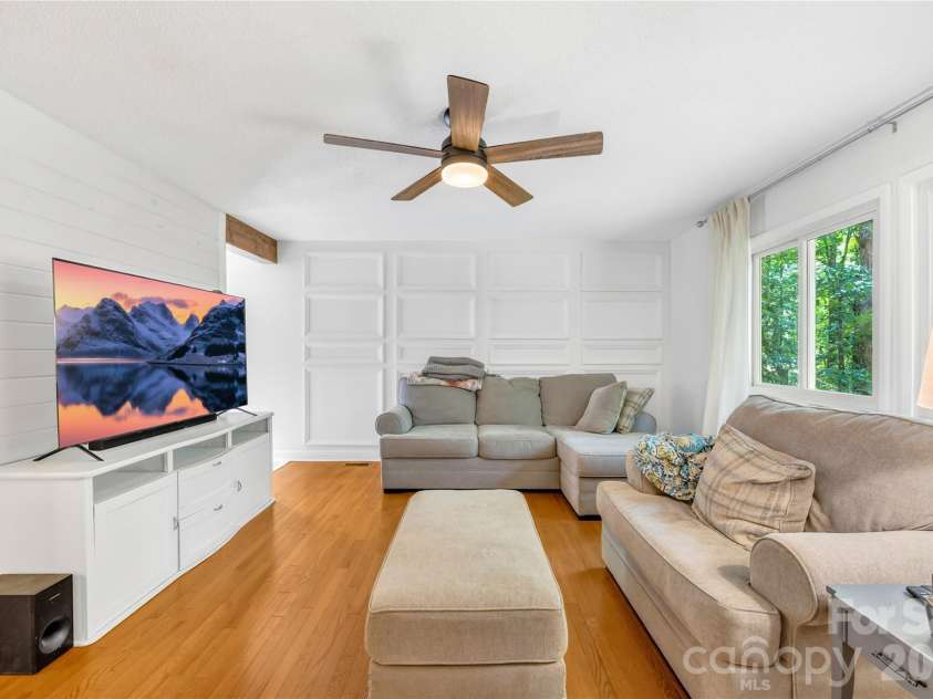 5917 Davis Road, Waxhaw, NC 28173.  MLS# CAR4390718, YatesRealty ID 31111. 