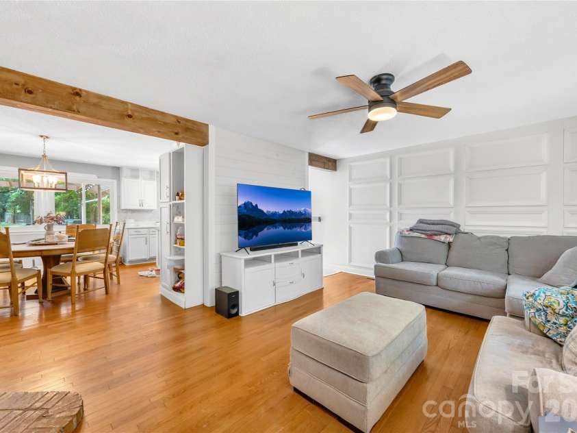 5917 Davis Road, Waxhaw, NC 28173.  MLS# CAR4390718, YatesRealty ID 31111. 