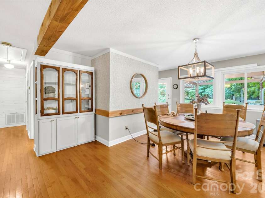 5917 Davis Road, Waxhaw, NC 28173.  MLS# CAR4390718, YatesRealty ID 31111. 