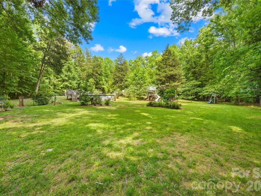 5917 Davis Road, Waxhaw, NC 28173.  MLS# CAR4390718, YatesRealty ID 31111. 