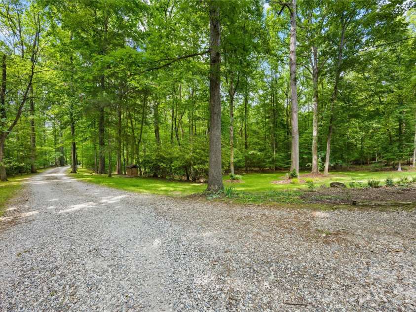 5917 Davis Road, Waxhaw, NC 28173.  MLS# CAR4390718, YatesRealty ID 31111. 