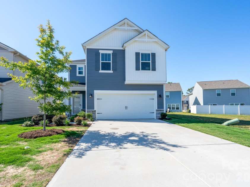 321 Fairchild Way, Albemarle, NC 28001.  MLS# CAR4391156, YatesRealty ID 31112. 