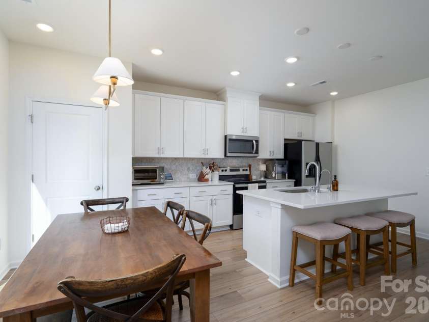321 Fairchild Way, Albemarle, NC 28001.  MLS# CAR4391156, YatesRealty ID 31112. 