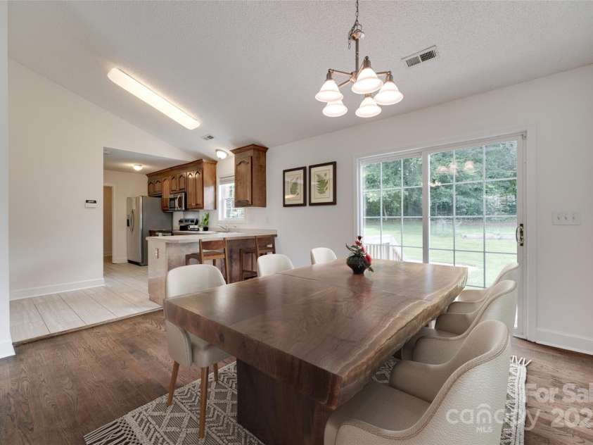 605 Summey Farm Drive, Dallas, NC 28034.  MLS# CAR4249509, YatesRealty ID 31112. Dining Area Virtually Staged