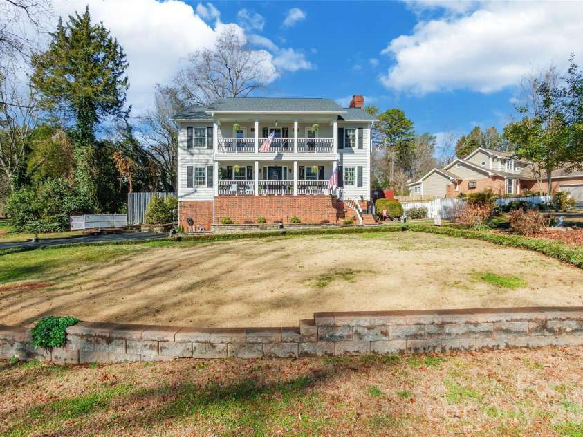 4205 Lake Shore Road, Denver, NC 28037.  MLS# CAR4380543, YatesRealty ID 31114. 
