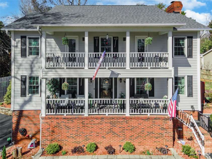 4205 Lake Shore Road, Denver, NC 28037.  MLS# CAR4380543, YatesRealty ID 31114. 
