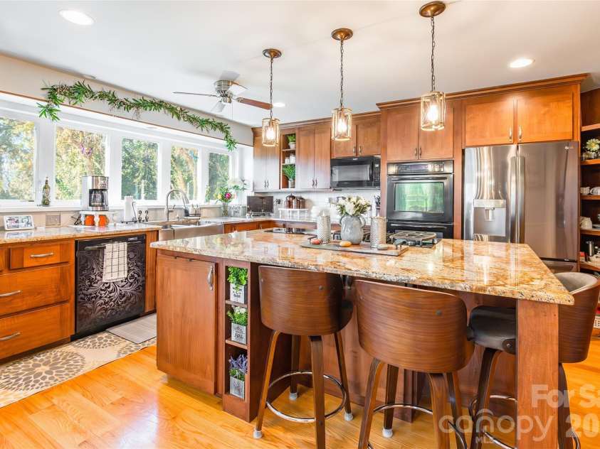4205 Lake Shore Road, Denver, NC 28037.  MLS# CAR4380543, YatesRealty ID 31114. 