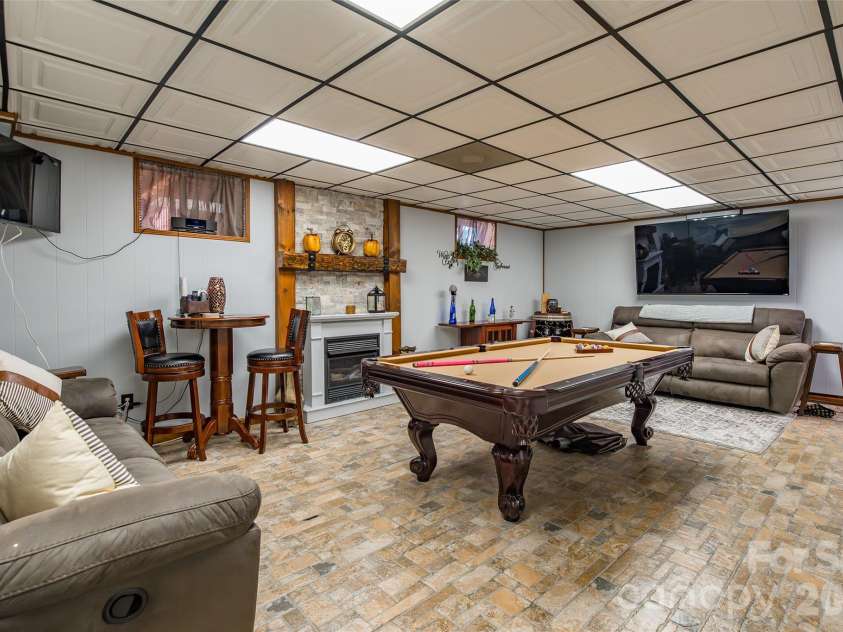 4205 Lake Shore Road, Denver, NC 28037.  MLS# CAR4380543, YatesRealty ID 31114. 