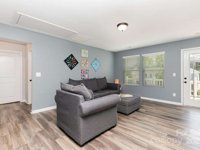 7414 Meridale Forest Drive, Charlotte, NC 28269.  MLS# CAR4264333, YatesRealty ID 31114. Loft opens up to Balcony