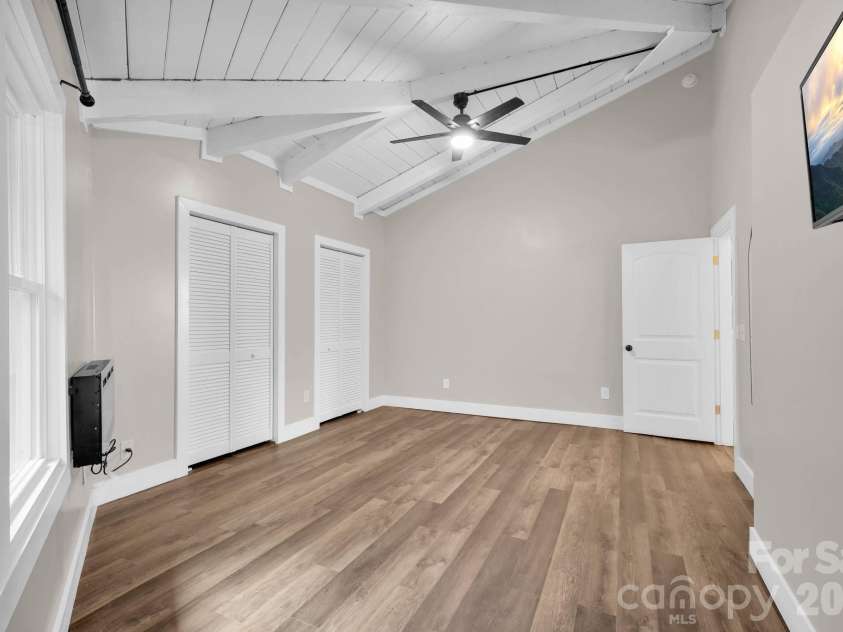 119 Beechwood Lane, Beech Mountain, NC 28604.  MLS# CAR4412496, YatesRealty ID 31115. Primary Bedroom