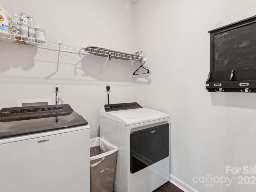 3019 Platinum Pointe Drive, Charlotte, NC 28227.  MLS# CAR4287229, YatesRealty ID 31116. 