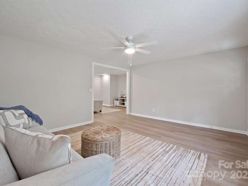 1028 Hunter Valley Road, Shelby, NC 28150.  MLS# CAR4282775, YatesRealty ID 31117. 