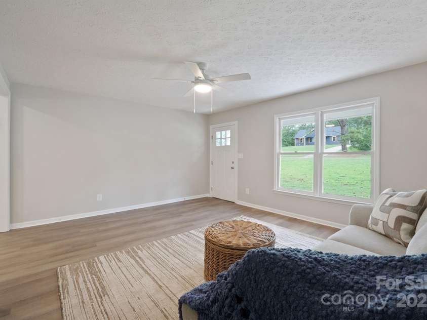 1028 Hunter Valley Road, Shelby, NC 28150.  MLS# CAR4282775, YatesRealty ID 31117. 