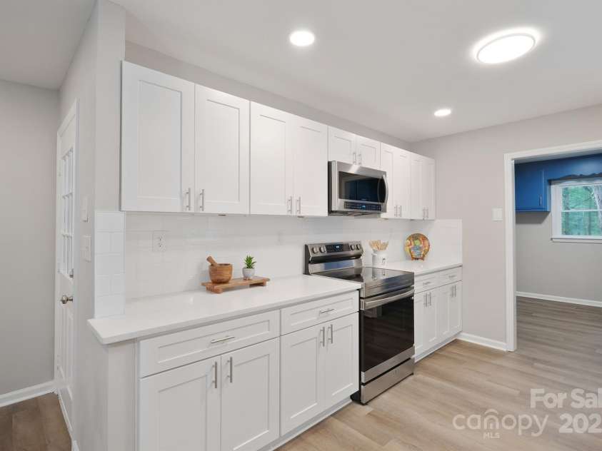 1028 Hunter Valley Road, Shelby, NC 28150.  MLS# CAR4282775, YatesRealty ID 31117. 